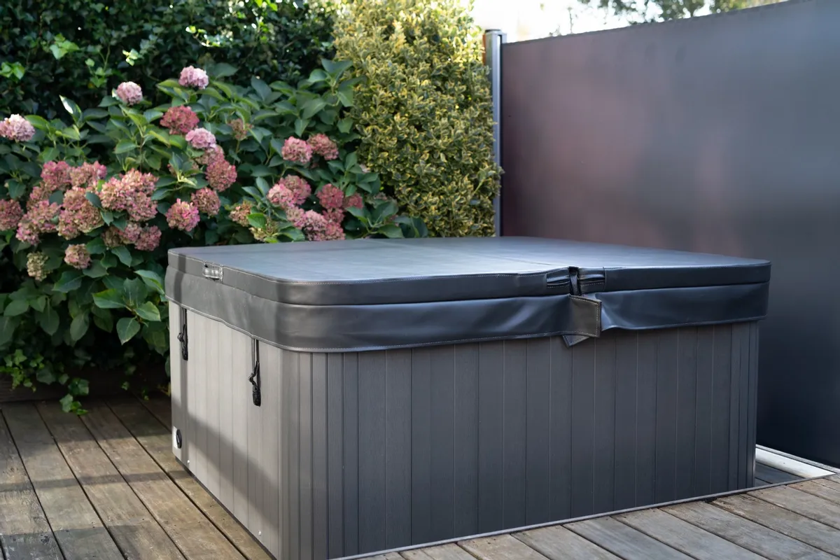 W’eau spa cover 200 x 200 cm – Grijs – Radius 18 cm