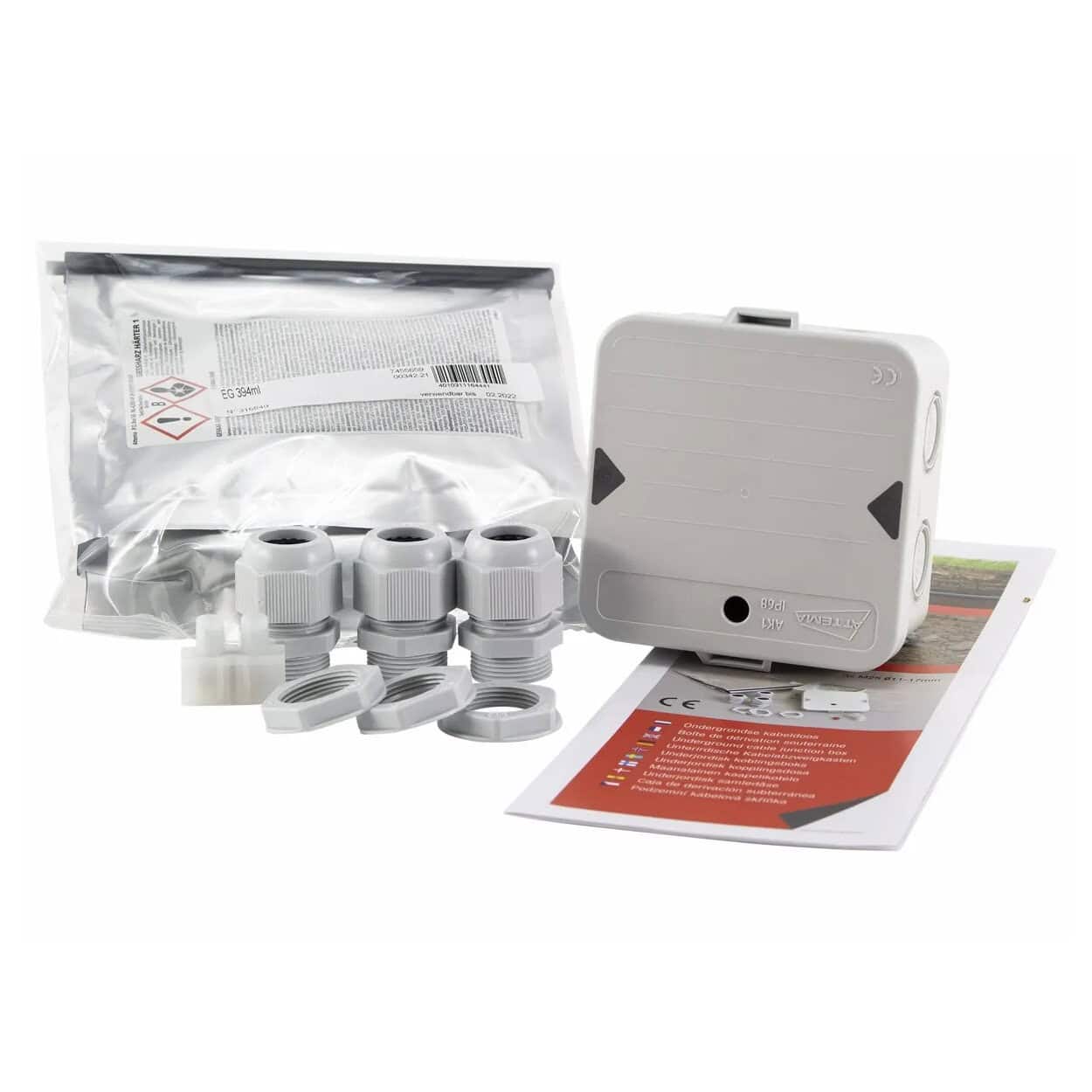 Waterbehandelingsset voor zwembadwater, inclusief filters en accessoires.