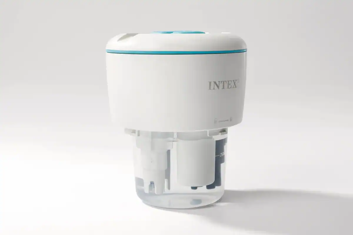 Intex digitale zwembadtester voor nauwkeurige waterkwaliteit controle.