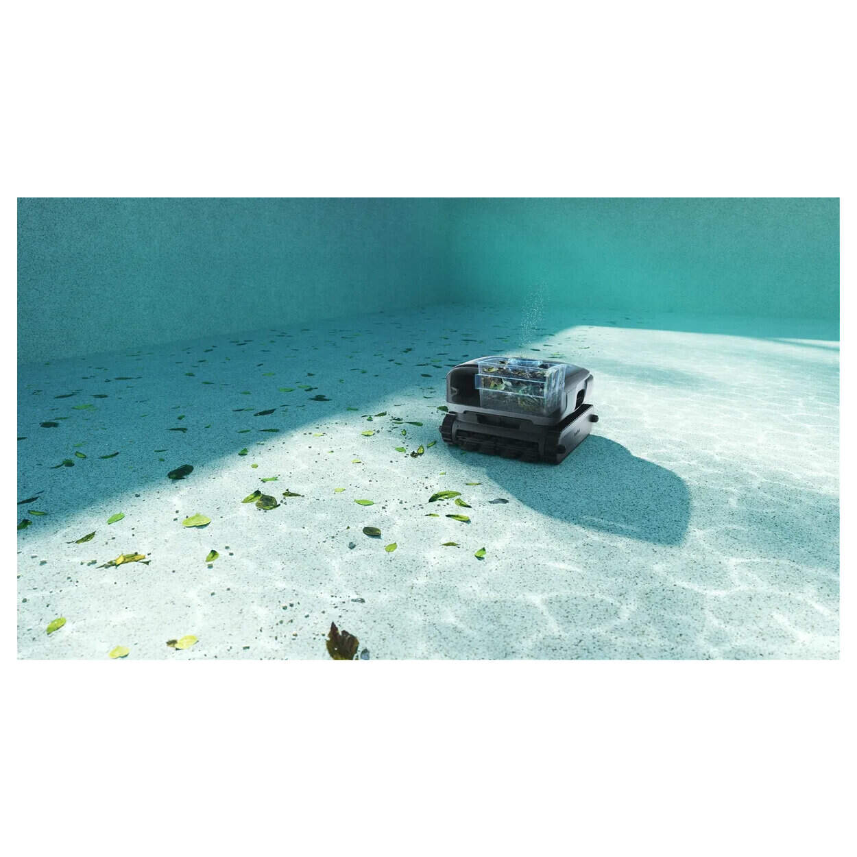 Zwembadrobot Beatbot Sora P7 reinigt zwembadoppervlak automatisch.