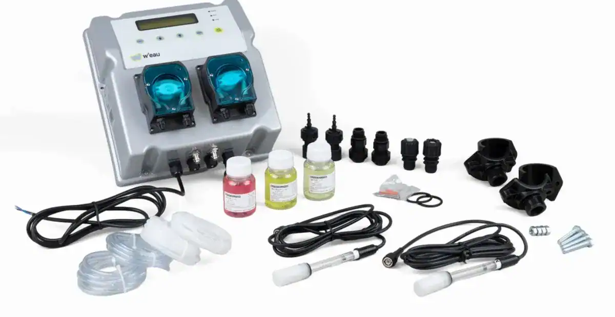 Automatische pH- en redox regeling voor zwembaden met W'eau Compact Pool.
