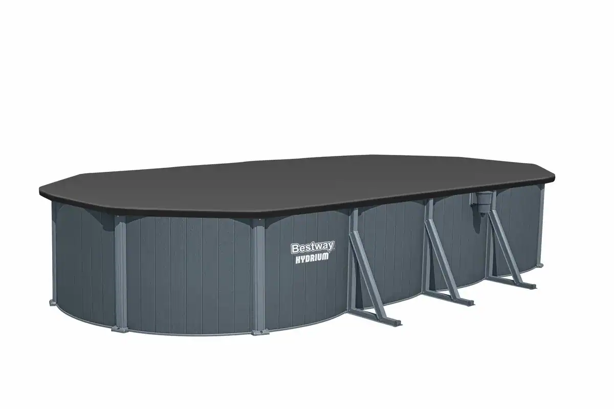 Zwembad met overkapping voor tuin en zwembadplezier, ideaal voor zomerse dagen.