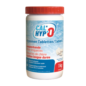 Calcium Hypochloriet Briquettes 7gr 1kg € 13,00 Langwerkende chloor briquettes Niet-gestabiliseerd chloor Voor schockbehandeling en regelmatig onderhoud Meer informatie Aantal - 1 + Op voorraad Vandaag besteld, geleverd op vrijdag 15 mei. Fysieke winkels Fysieke winkels Gratis ruilen en retour Gratis ruilen en retour transport Gratis levering vanaf €200,- 60 jaar ervaring 60 jaar ervaring Beschrijving Handleiding Beschrijving Cal'hypo briquettes zijn langwerkende tabletten die zorgen voor desinfectie, geschikt voor zowel schokbehandelingen als continue dosering ter bestrijding van micro-organismen (zoals bacteriën, virussen en groene algen) in zwembaden. Handleiding Dosering: 1 tot 2 tabletten per m³ De alkaline moet dus 100 -150 liggen vooraleer de pH tussen 7.2 en 7.6 te brengen. Opgelet: Cal'hypo is een chemisch product, print alvast de technische fiche af voor een veilig gebruik. Lees ook de gebruiksaanwijzing op de verpakking grondig na vooraleer je deze producten gebruikt en bewaar dit product buiten het bereik van kinderen. Nooit gebruiken in combinatie met andere producten. Kan gevaarlijke (chloor)gassen vrijgeven.