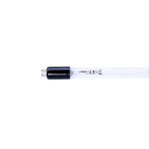 Transparante zwembad filterpijp met zwarte connector.