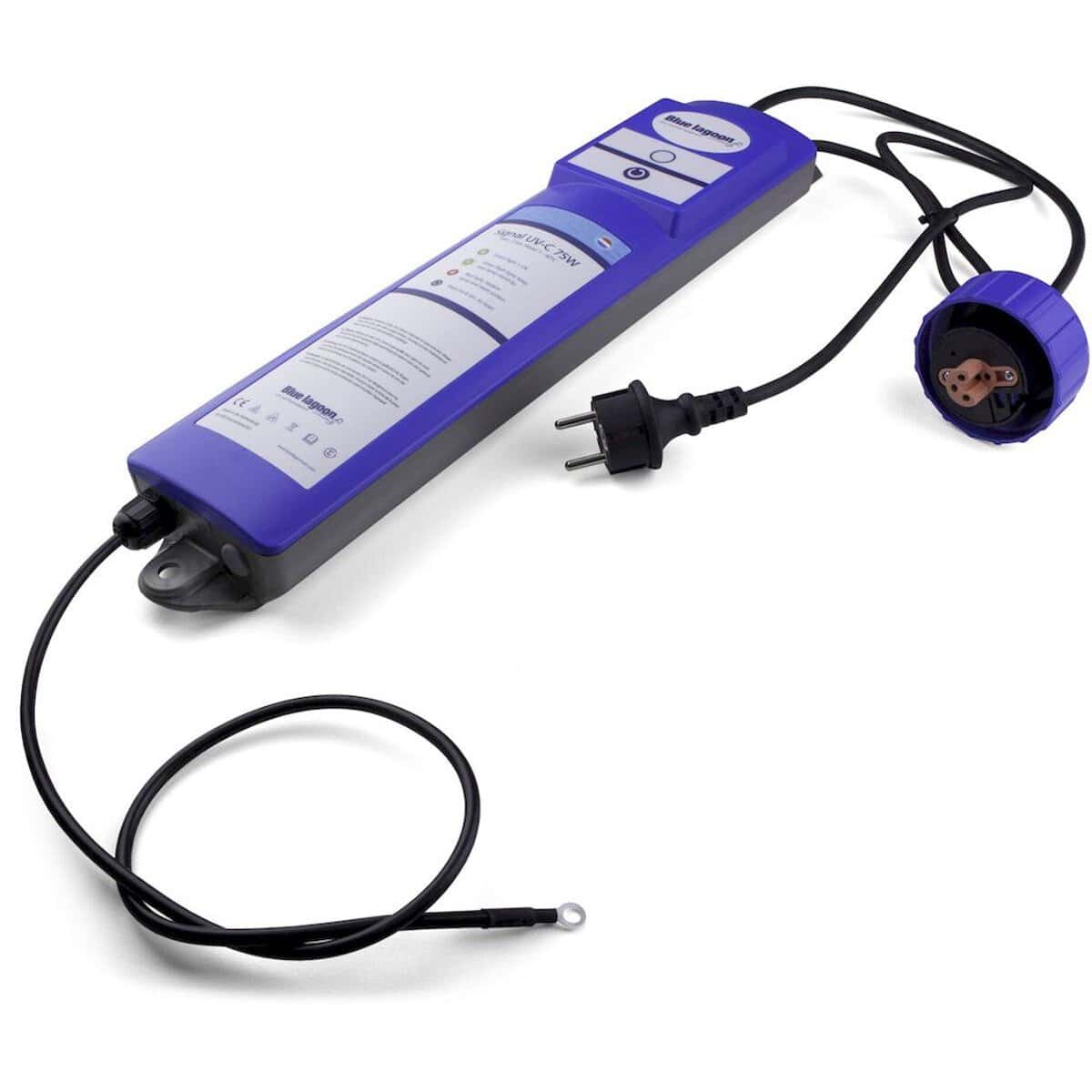 Elektrische zwembadverwarming met controle en kabels voor zwembad.