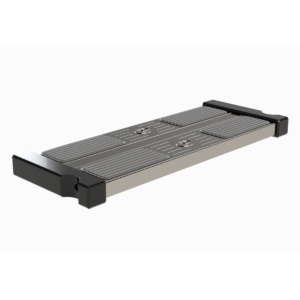 Robuuste zwembadtrap met antislip oppervlakken en stevige constructie.