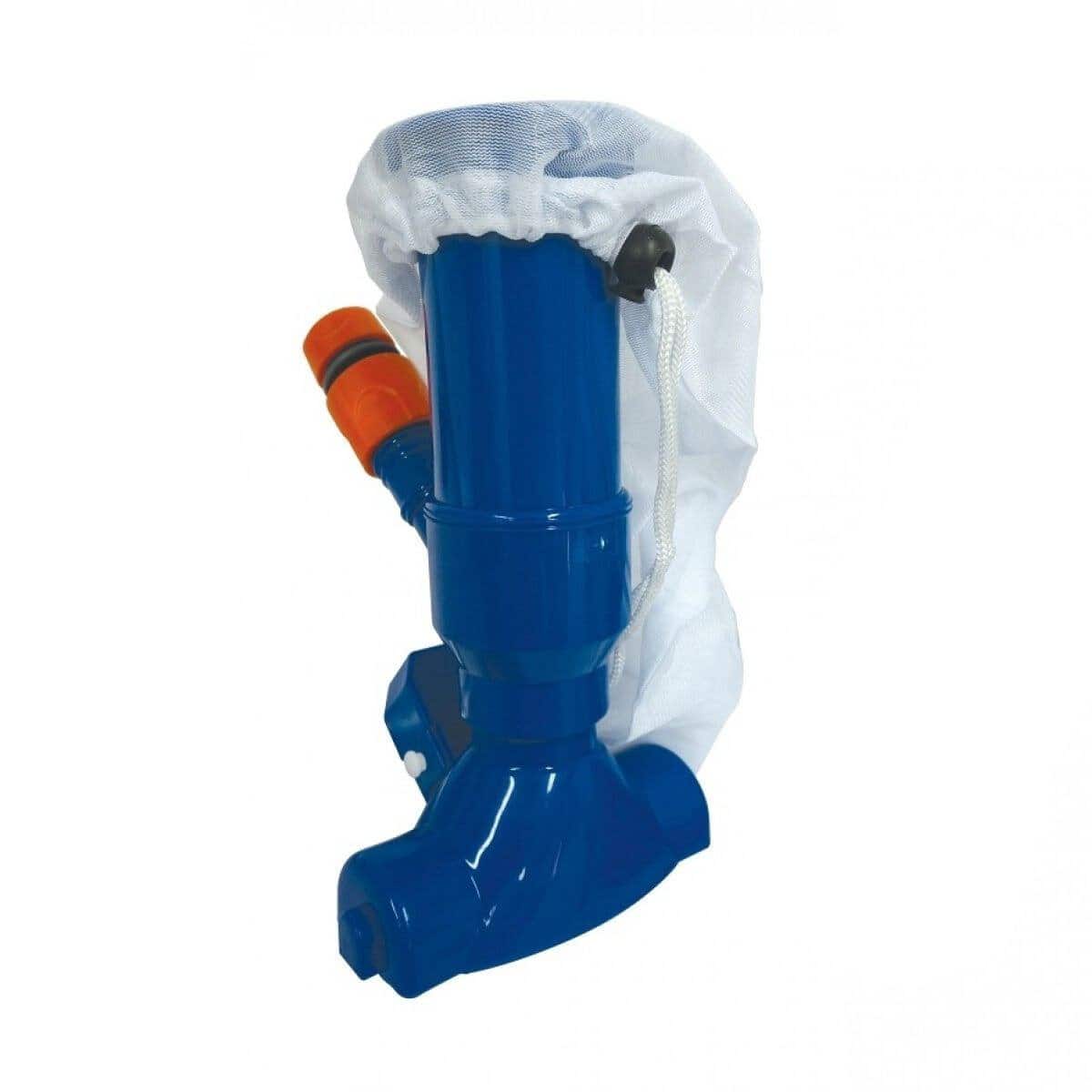 Zwembad filterpomp met stofhoes voor schoon water en filteronderhoud.