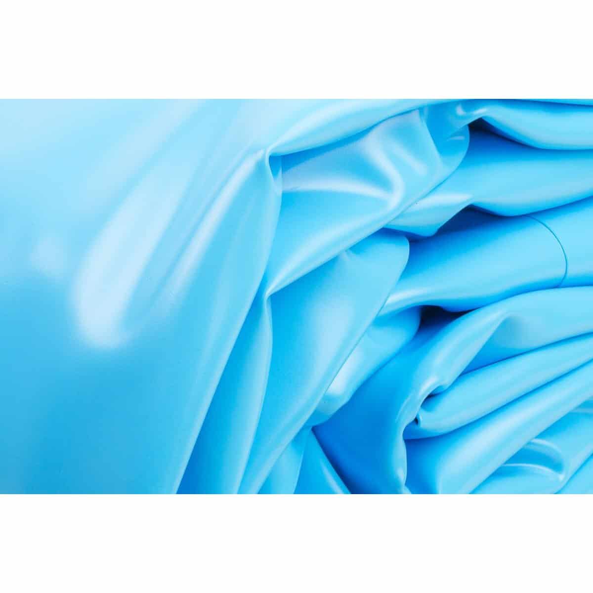 Blauwe zwembad liner, waterdicht en duurzaam voor zwembaden.