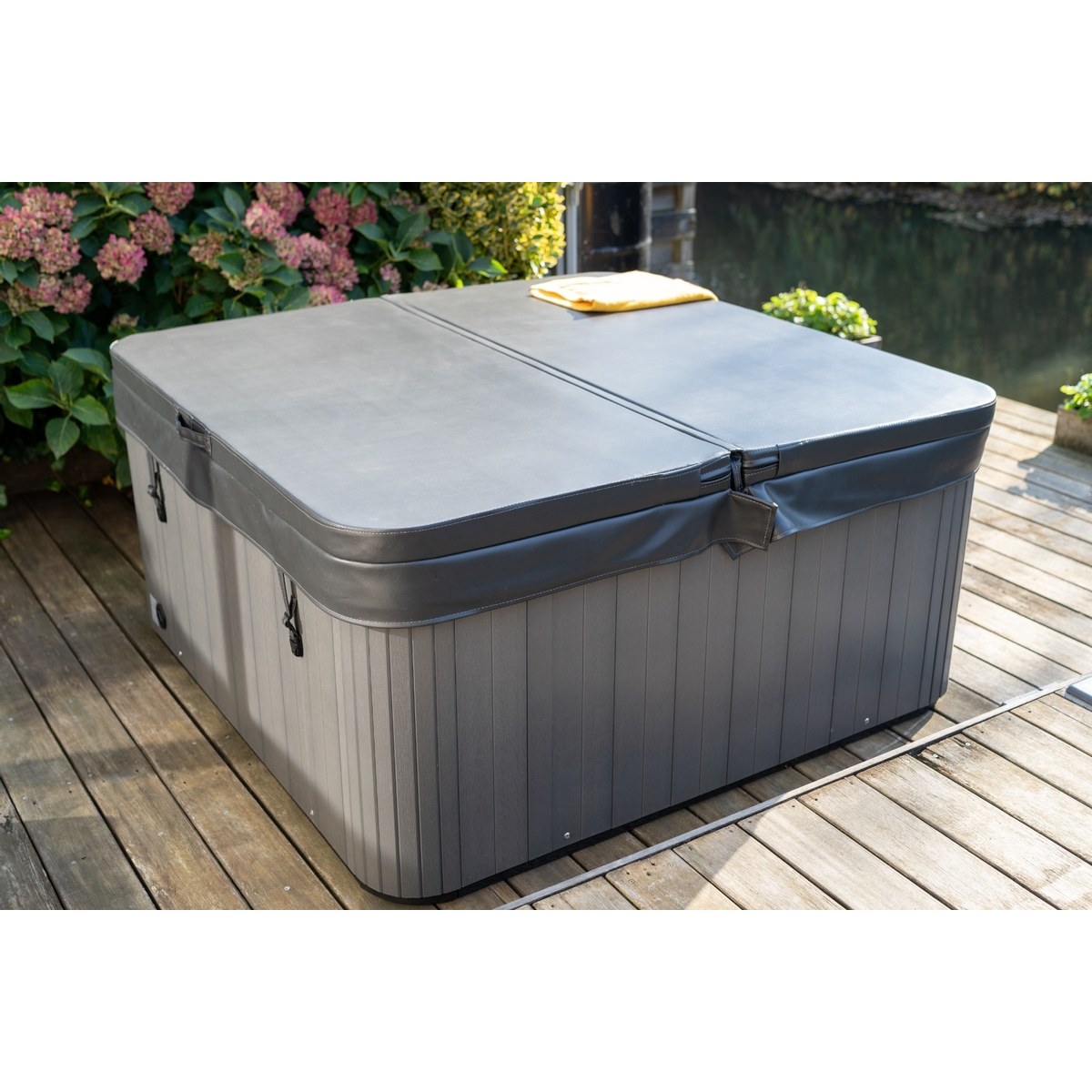 W'eau spacover 160 x 160 cm - Grijs - Radius 18 cm