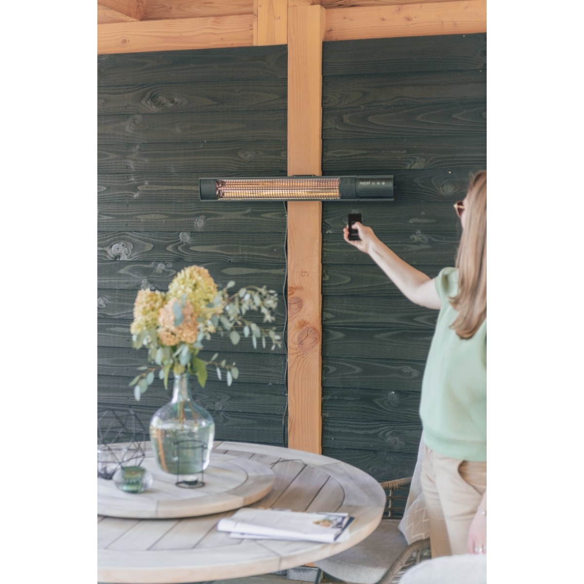 Sunred Heater Dark Wall 1500 terrasverwarmer