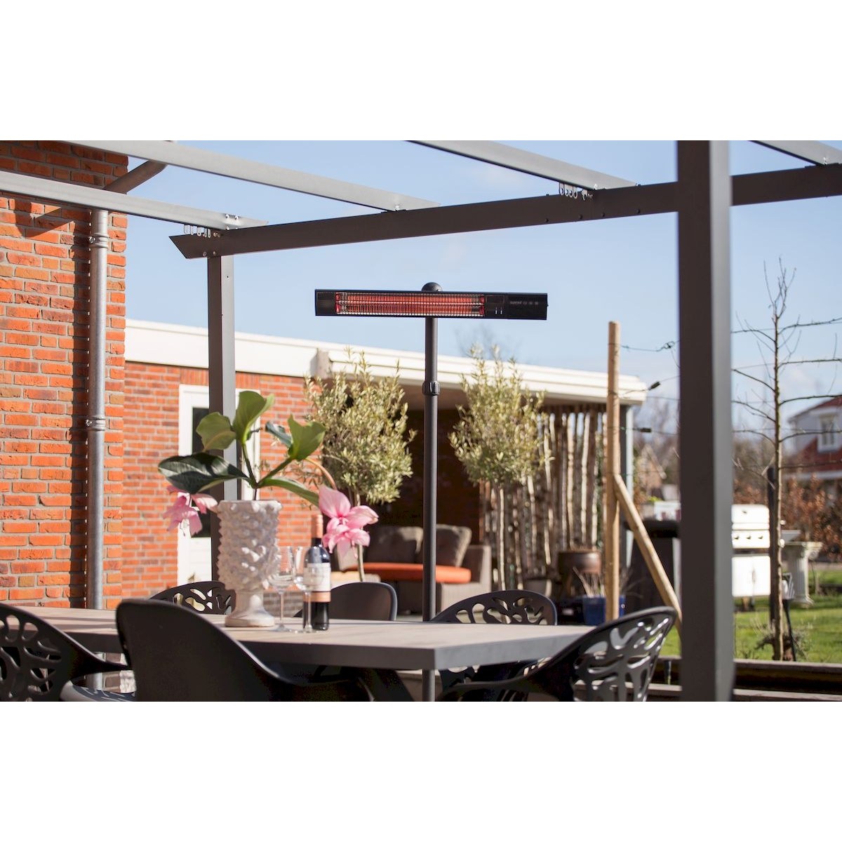 Sunred Heater Dark Standing 2500 terrasverwarmer